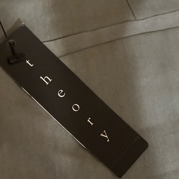 Women’s Theory Shorts-NWT - Picture 3 of 5